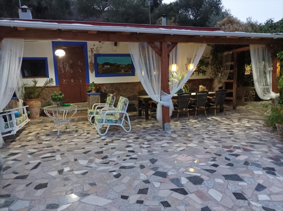 Casa Rural La Ilusion Málaga Eksteriør billede